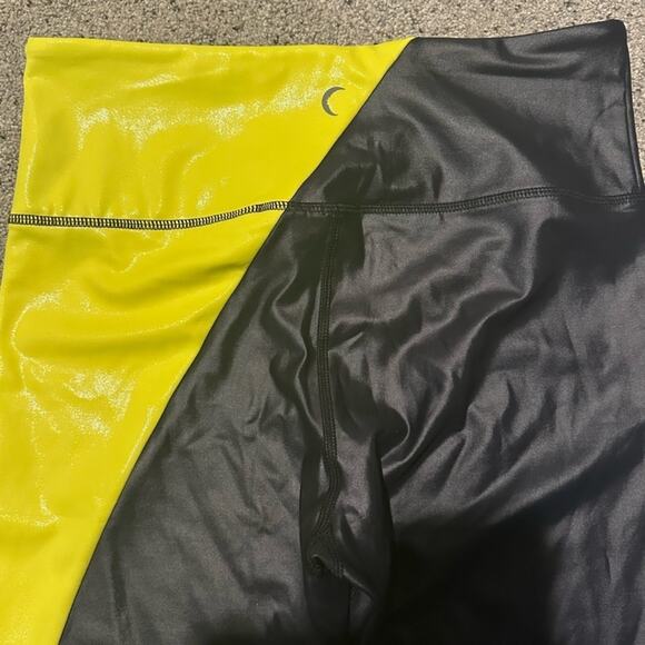 ZYIA Active Black and Yellow Leggings - Picture 3 of 5